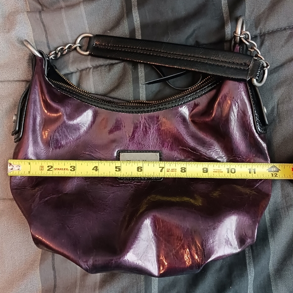 Purple Simply Vera Handbag 👜 💜 - Picture 12 of 13